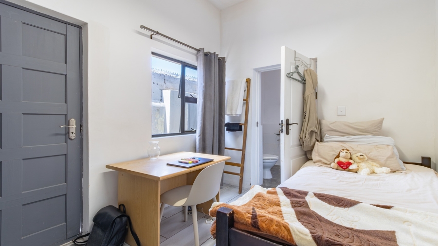 3 Bedroom Property for Sale in Woodstock Western Cape